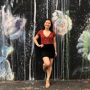 Meet your Posher, Dominique